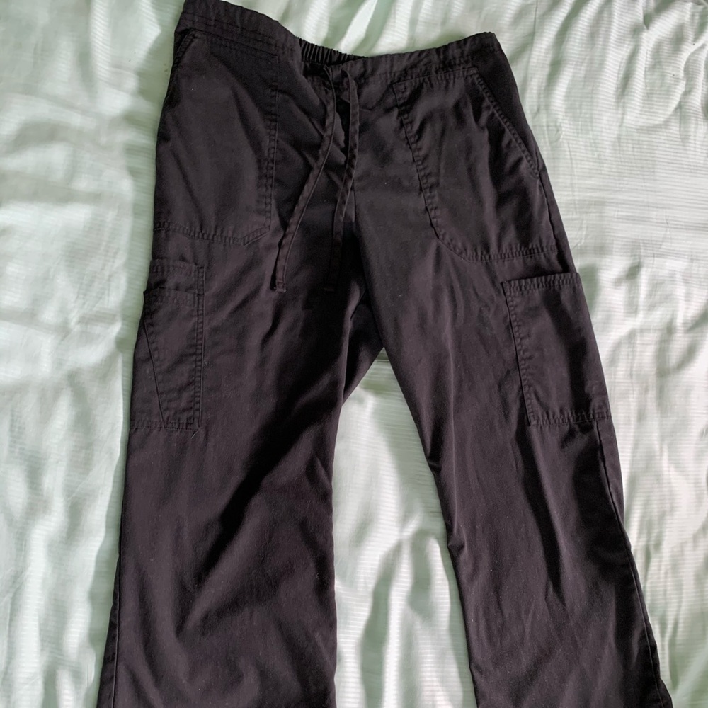 Black small petite scrub pants